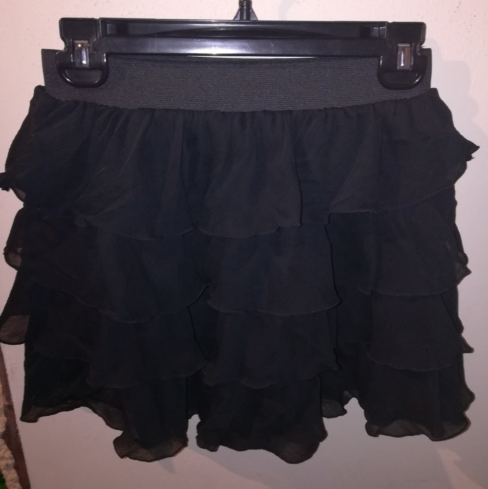 Mossimo Ruffled layered skirt